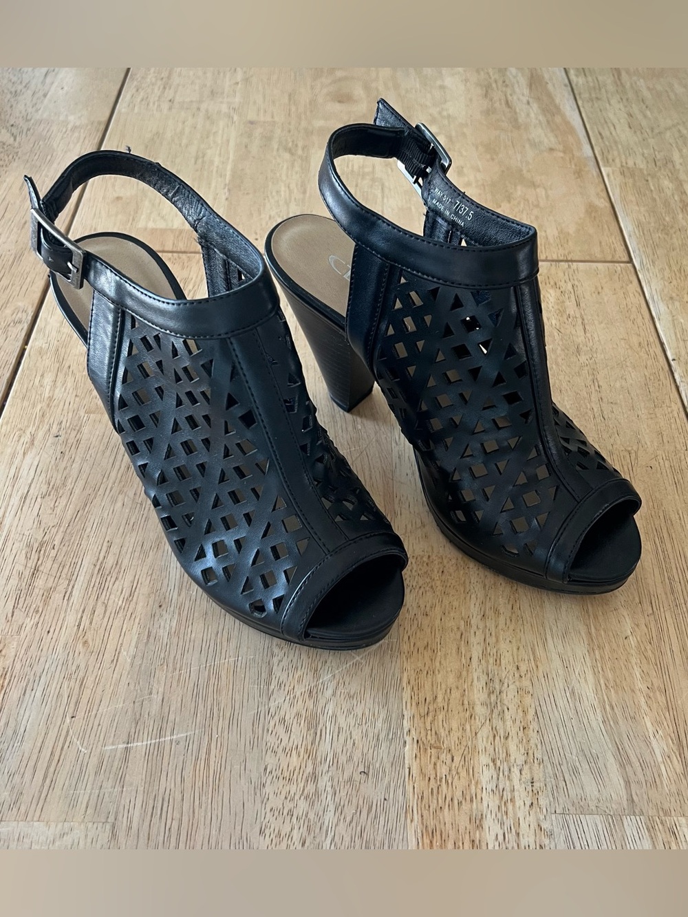 CL By: Laundry Peep Toe Heels ~ Size: 7